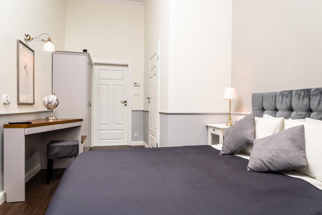 Angel House Aparthotel คราคูฟ ภายนอก รูปภาพ
